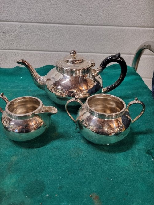 theepot en roomstel sheffield engeland 1600, Ophalen of Verzenden, 'T Olde Gre-j, Info@toldegrej.nl, Endepoelstraat 20f Didam
