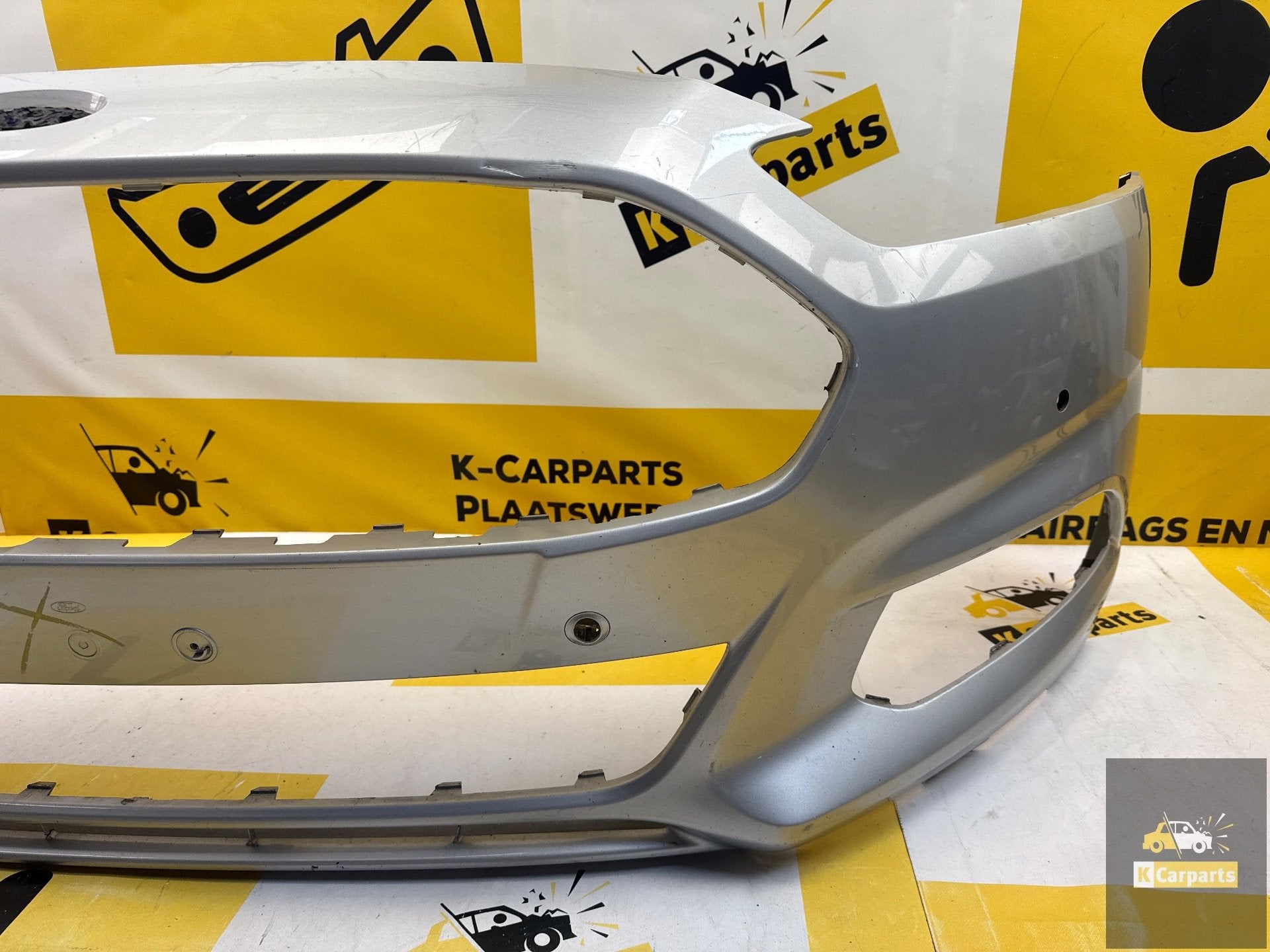 Voorbumper Ford mondeo mk5 PDC 2014+ ds7v-17D957-B, Gebruikt, Voor, Info@ford.com, Ophalen of Verzenden