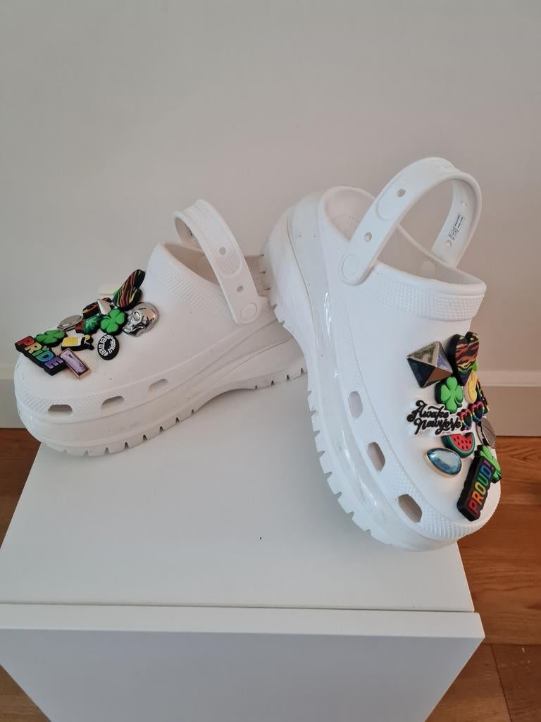 Crocs Mega Crush Wit Maat 39-40 (M7W9) met Jibbitz, Ophalen, Gedragen, Wit