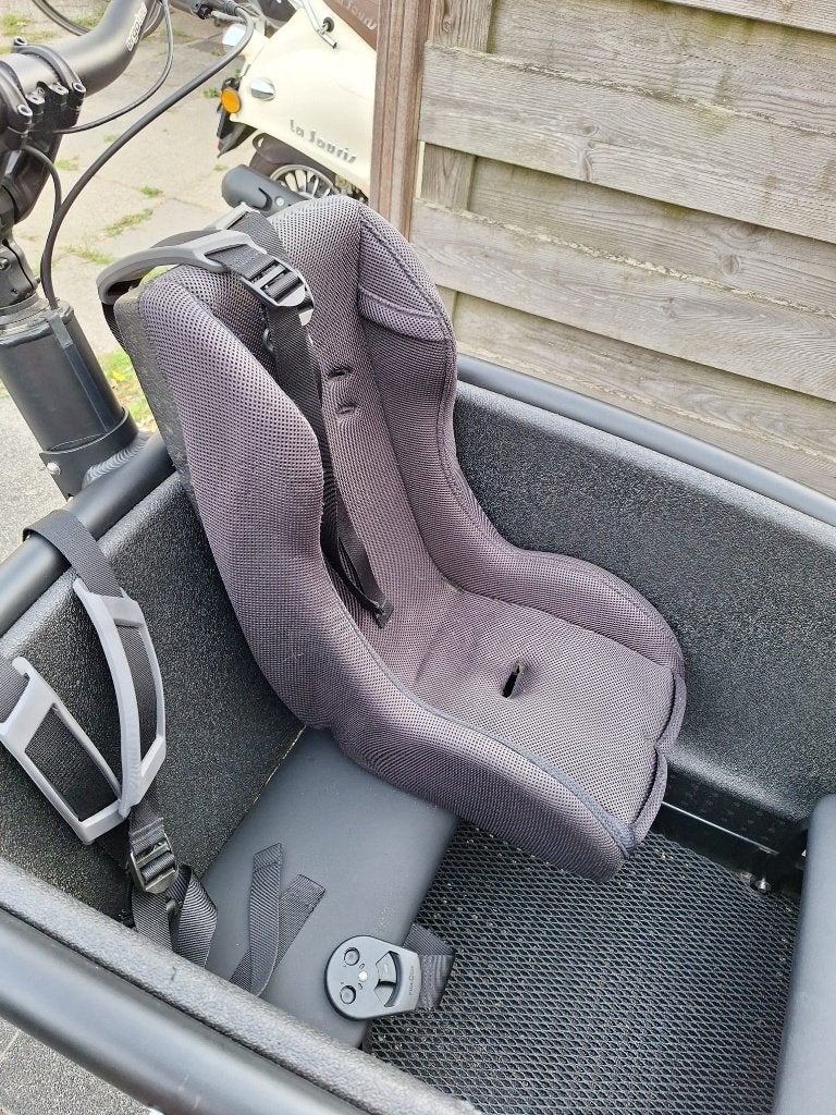 Baby/dreumesschaal voor bakfiets, Ophalen, Zo goed als nieuw