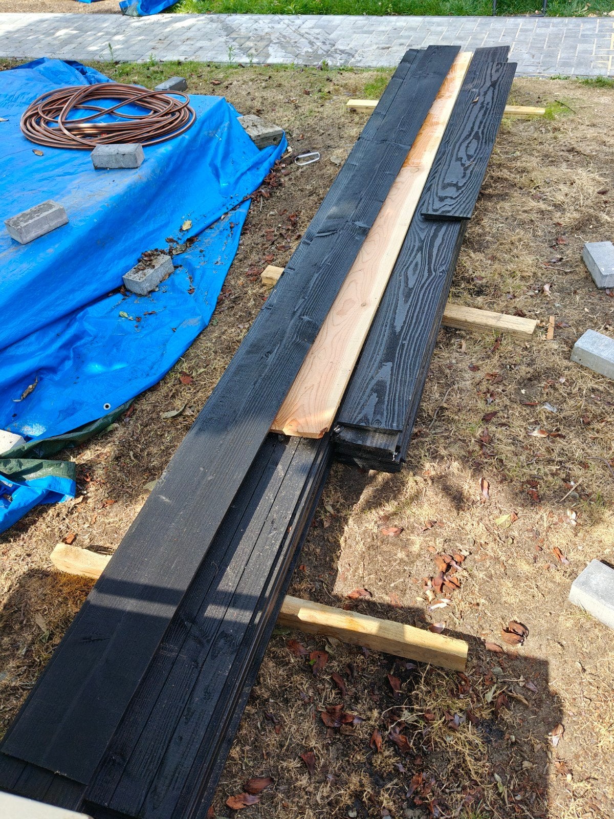 Zweeds Rabat - Zwart Gespoten, Doe-het-zelf en Verbouw, Hout en Planken, 25 tot 50 mm, Nieuw, Plank, 300 cm of meer