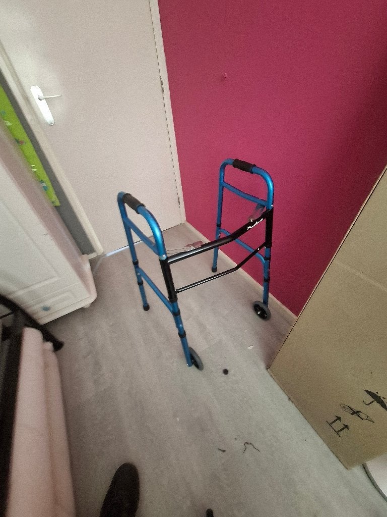 Looprek weinig gebruikt, Ophalen, Lichtgewicht, Zo goed als nieuw