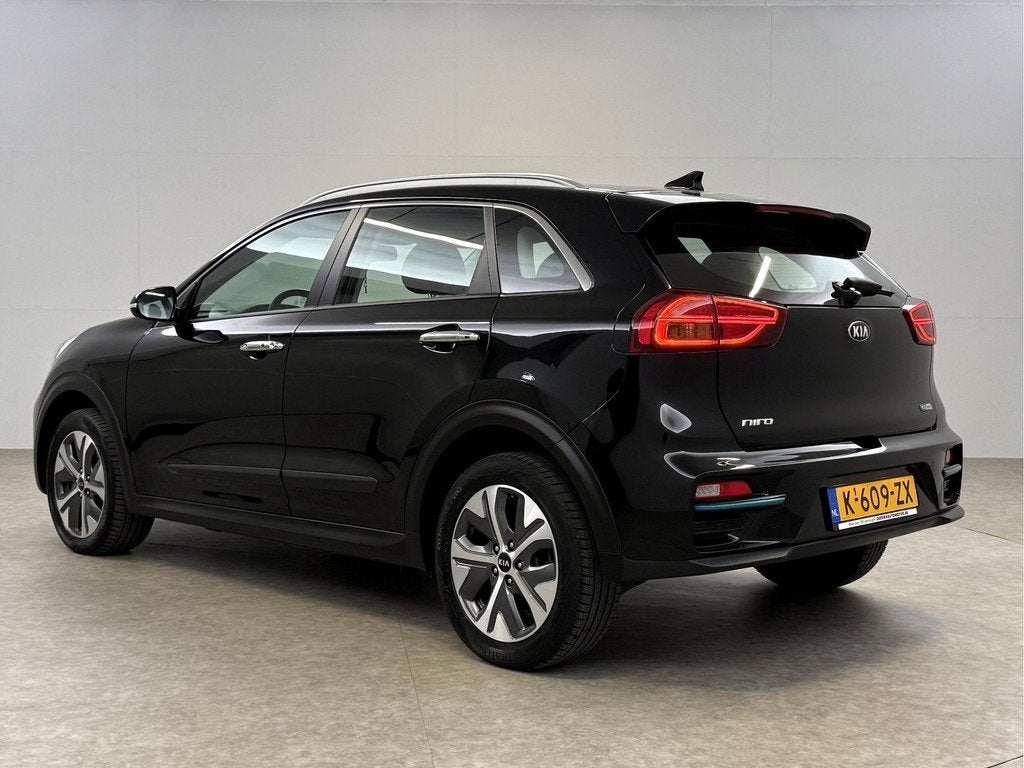 Kia e-Niro DynamicLine 64 kWh | Snelladen | SOH 95% | Virtua, Auto's, Kia, Gebruikt, 1712 kg, Zwart, Origineel Nederlands