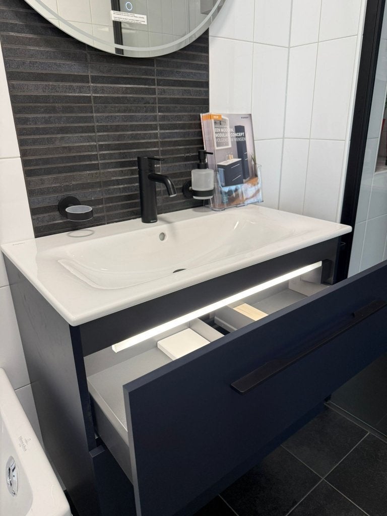 Complete Geberit badmeubelset 80 cm met spiegel – mat blauw, Ophalen, Overige typen, Nieuw, 50 tot 100 cm