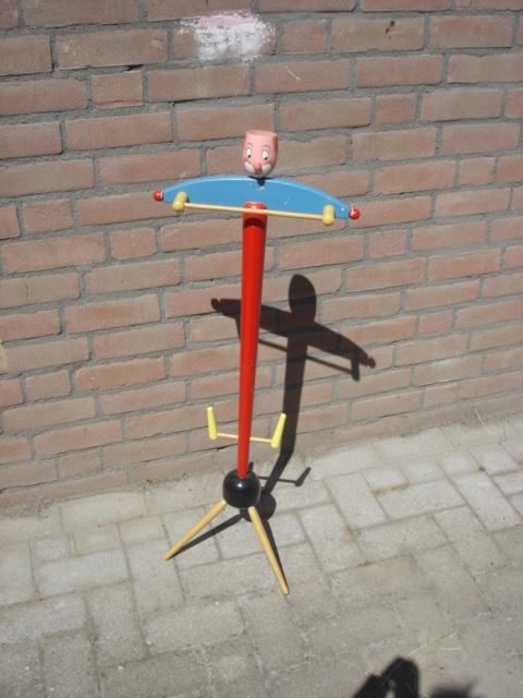 Zeldzame Vintage kinderen clown dressboy, Italy jaren 50, Ophalen of Verzenden, Gebruikt, Kapstokje