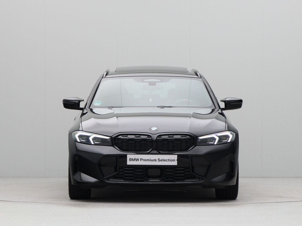BMW 3 Serie Touring M340i xDrive (bj 2025, automaat), Auto's, Automaat, 1770 kg, Met garantie (alle), Zwart