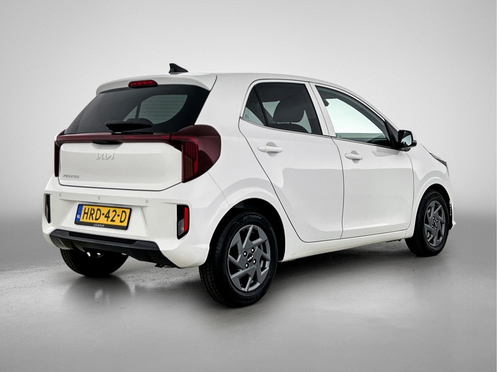 Kia Picanto 1.0 DPI DynamicPlusLine | Navigatie | Licht meta, Voorwielaandrijving, 12 maanden, Stof, 4 stoelen