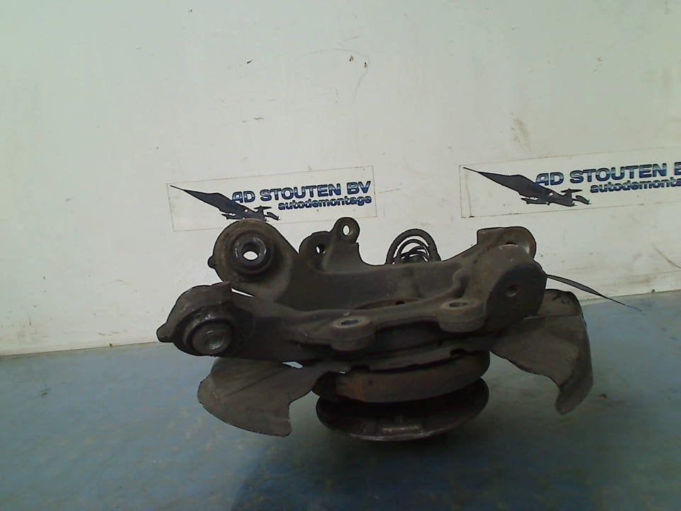 Fusee Links Achter BMW 3 serie (F30) 2013 0002344643, Gebruikt, Petuelring 130, München 80809, , Duitsland, BMW, Bayerische Motoren Werke AG