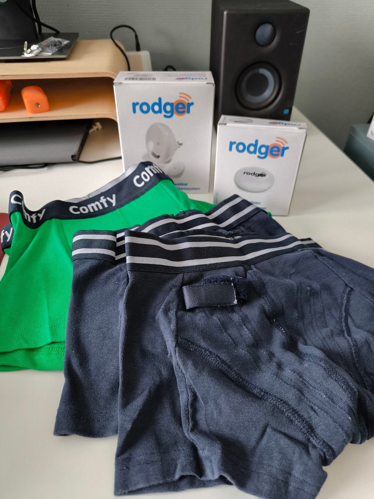 Rodger plaswekker pakket – plaswekker, trilkussen, ondergoed, Ophalen