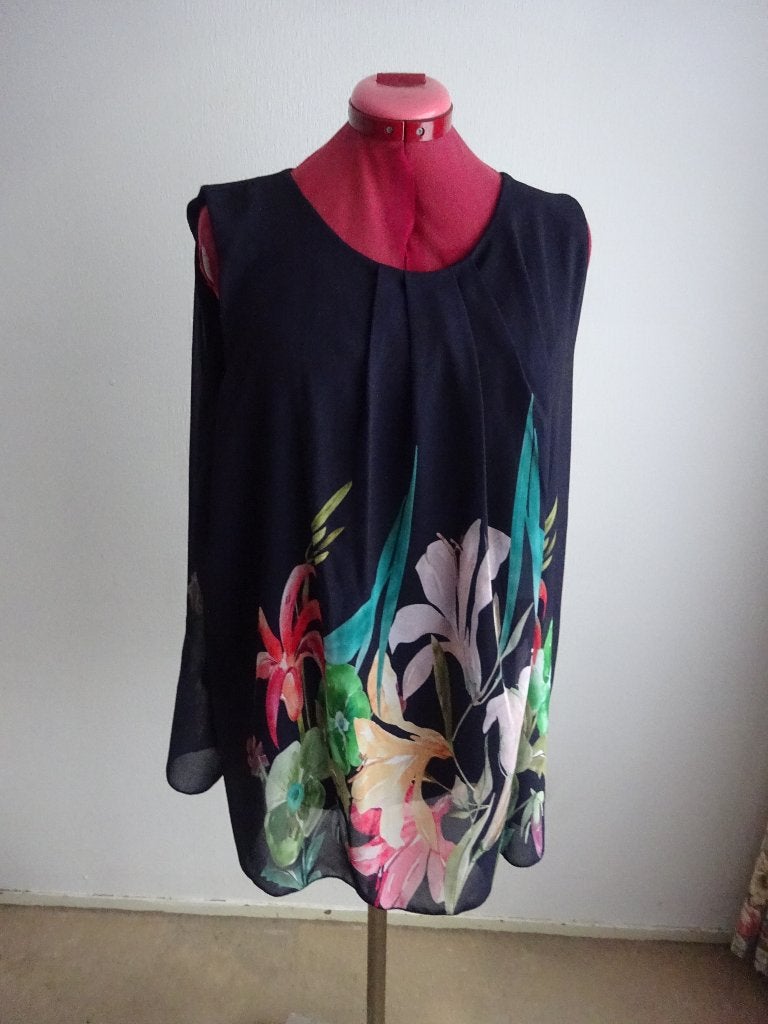 Paprika top mt 5= 48/50, Overige kleuren, Verzenden, Shirt of Top, Zo goed als nieuw