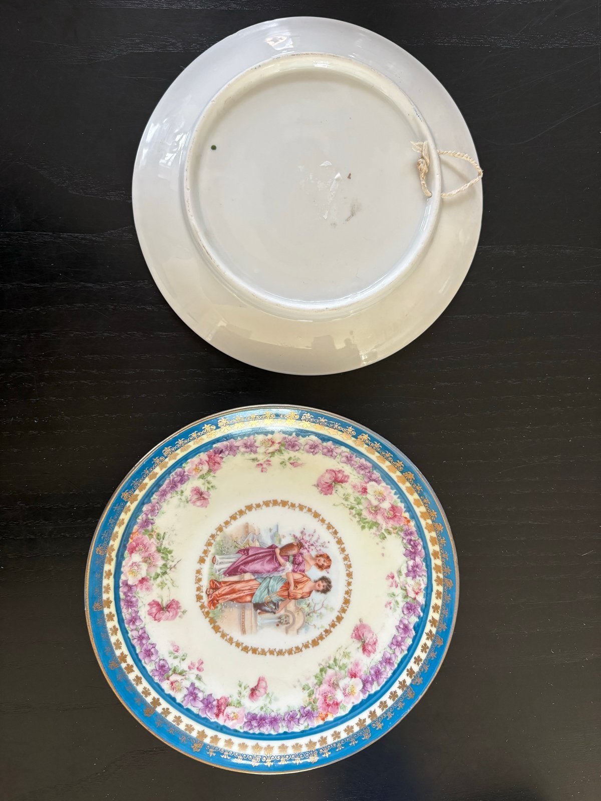 Set van 2 vintage porseleinen sierborden / wandborden, Ophalen