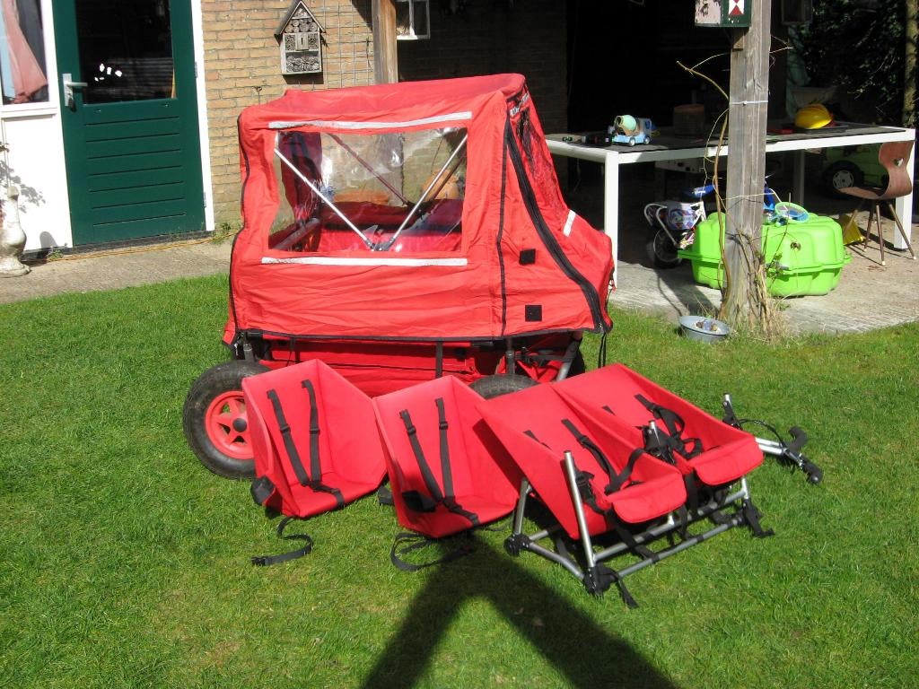 Zeer nette helderrode RAMBLER Explorer met veel accessoires, Ophalen, Opvouwbaar, Zo goed als nieuw