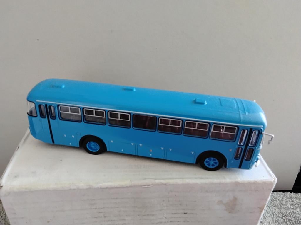 FIAT  306/3  INTERURBANO  LENGTE  15,5 CENTIMETER SCHAAL1:72, Ophalen of Verzenden, Auto