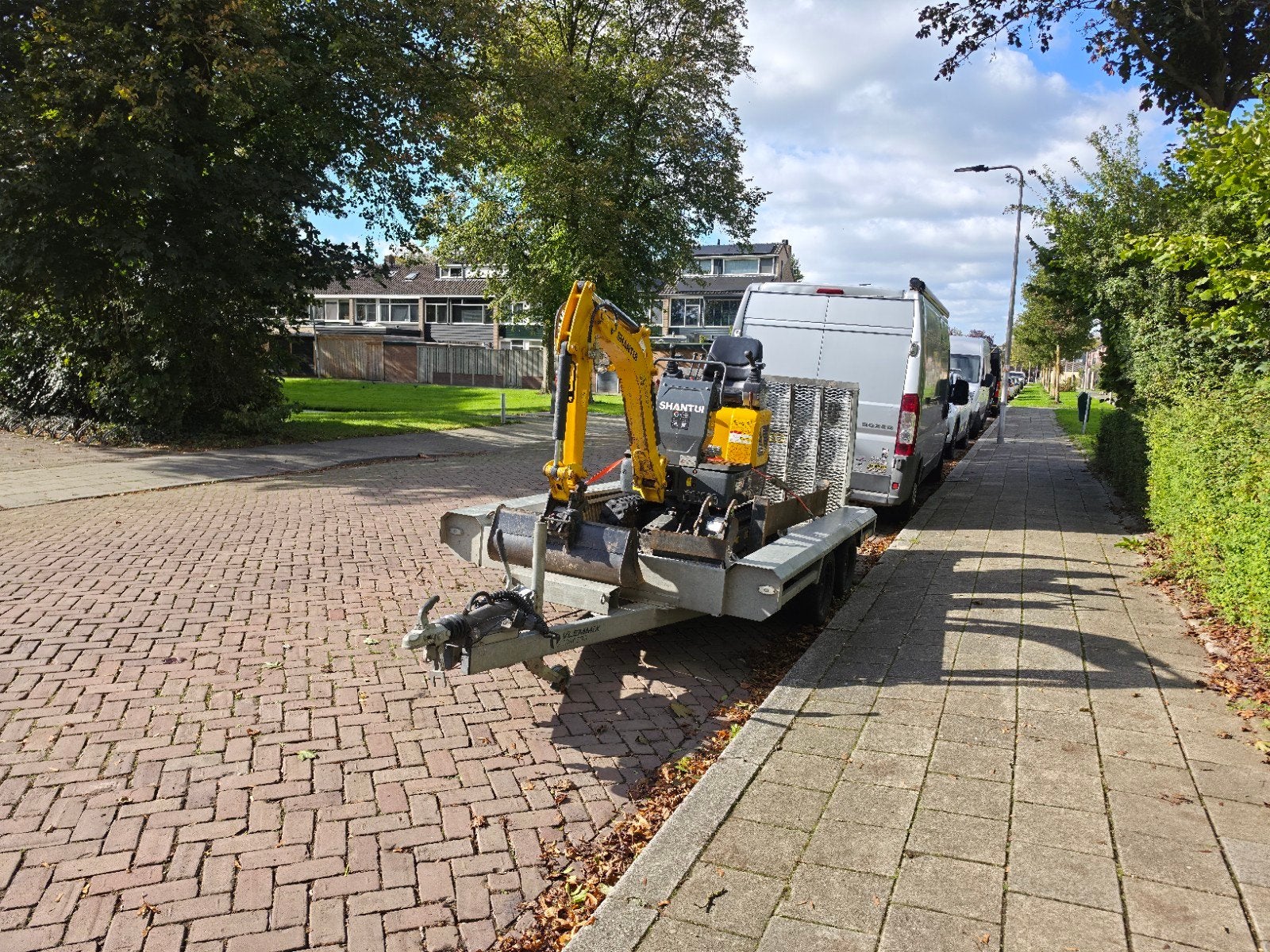 Shantui SE12 Minigraafmachine op trailer, Ophalen, Graafmachine