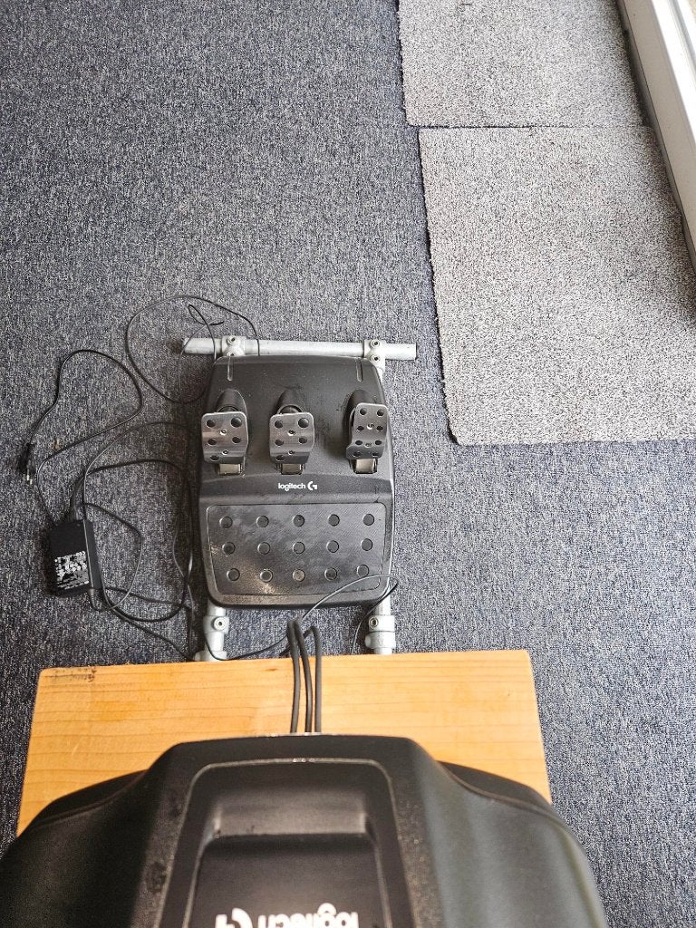 Logitech Gaming Stuurwiel, Spelcomputers en Games, Spelcomputers | Sony PlayStation Consoles | Accessoires, Ophalen, Zo goed als nieuw