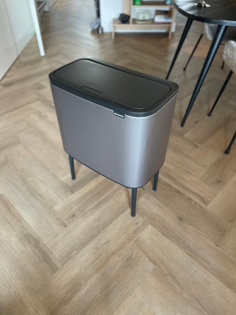 Brabantia bo touch bin prullenbak 11+23 L, Ophalen, 50 tot 75 cm, 40 liter of meer, Zo goed als nieuw