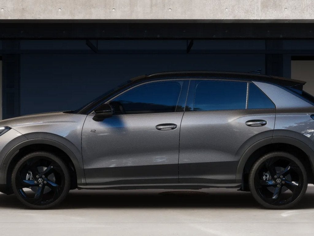 Volkswagen T-Roc 1.5 eTsi R-Line First Edition Trekhaak | Ha, Auto's, Volkswagen, 1374 kg, Stof, 1498 cc, 4 cilinders