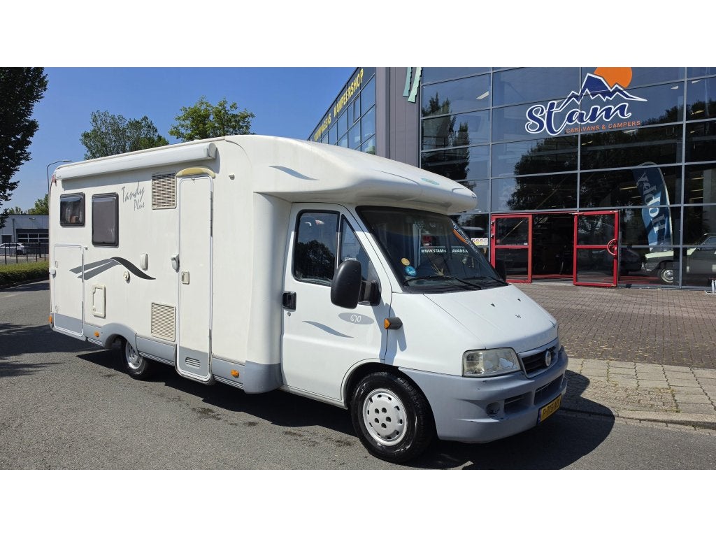 McLouis Tandy plus 670 airco solar, Caravans en Kamperen, Campers, Ringverwarming, Afzuigkap, Fiat, Hagelvast dak