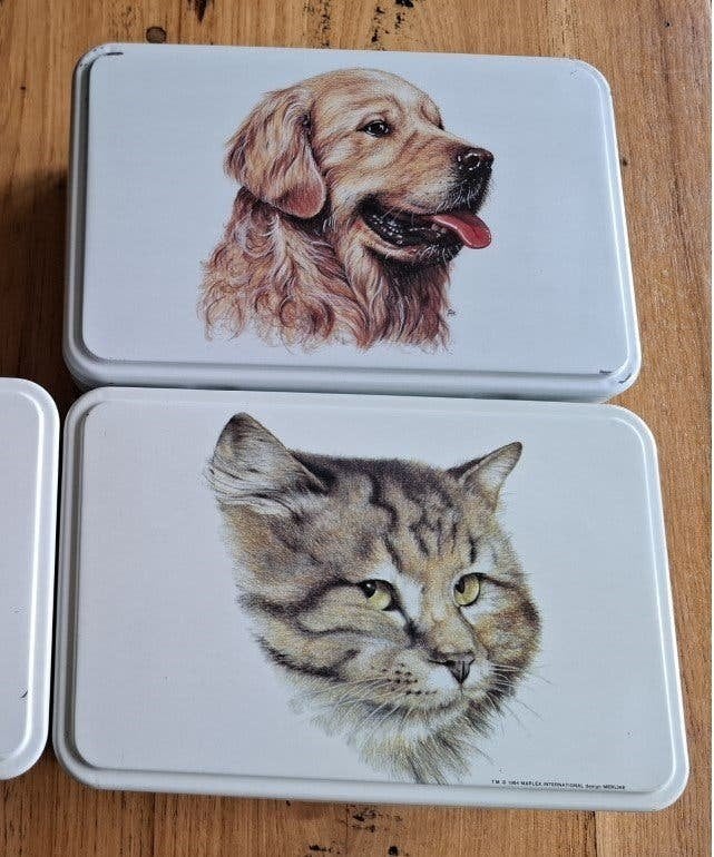 Vintage Franse Massilly blik, Golden Retriever, Verzamelen, Blikken, Ophalen of Verzenden, Gebruikt, Koek(jes)