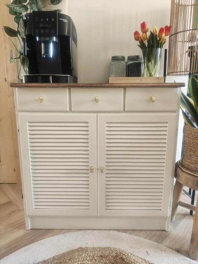 Mooie kast met unieke houtlook (massief hout), Huis en Inrichting, Kasten | Overige, Ophalen of Verzenden