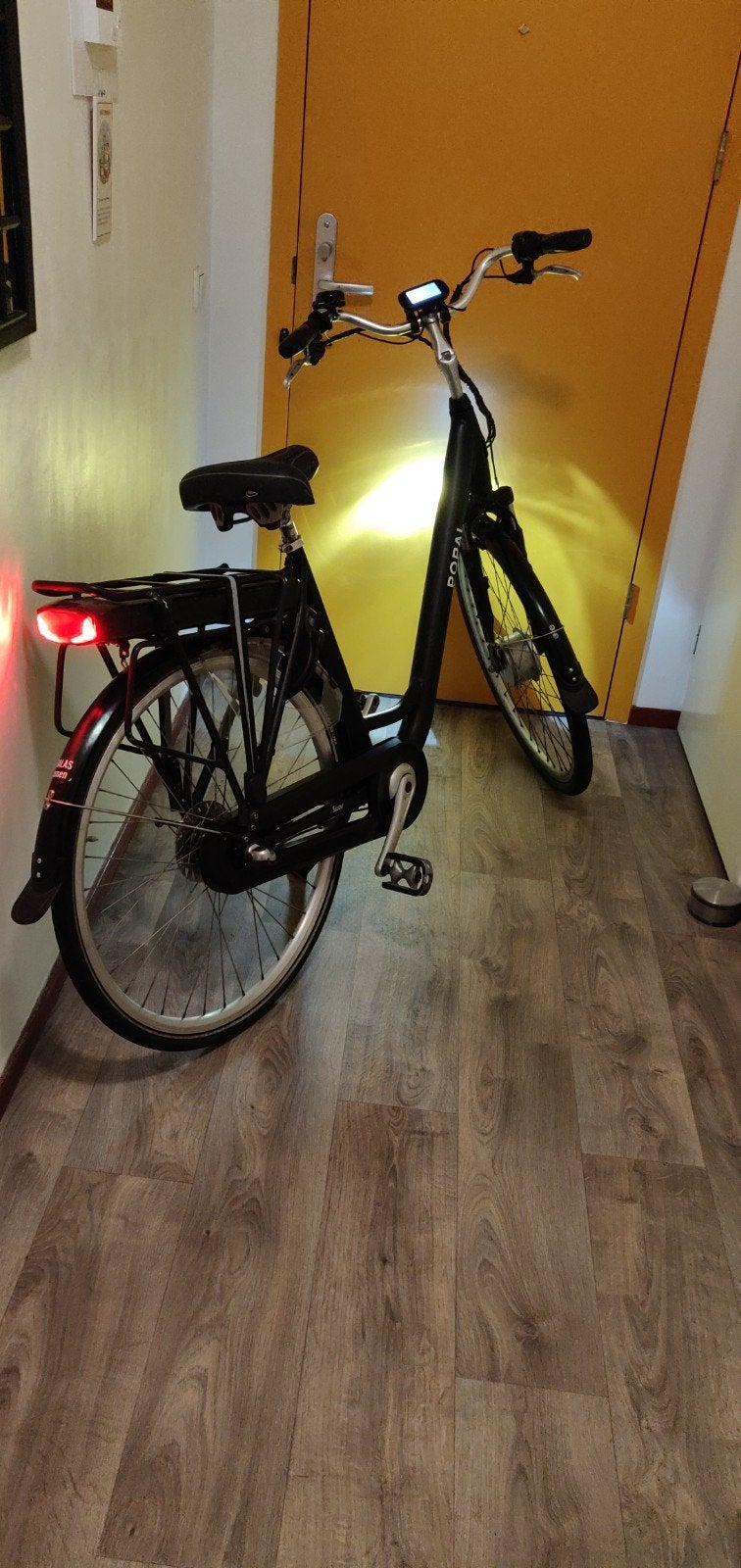 Popal elektrische fiets ZEER NETTE STAAT, Fietsen en Brommers, Ophalen, Elektrische fiets