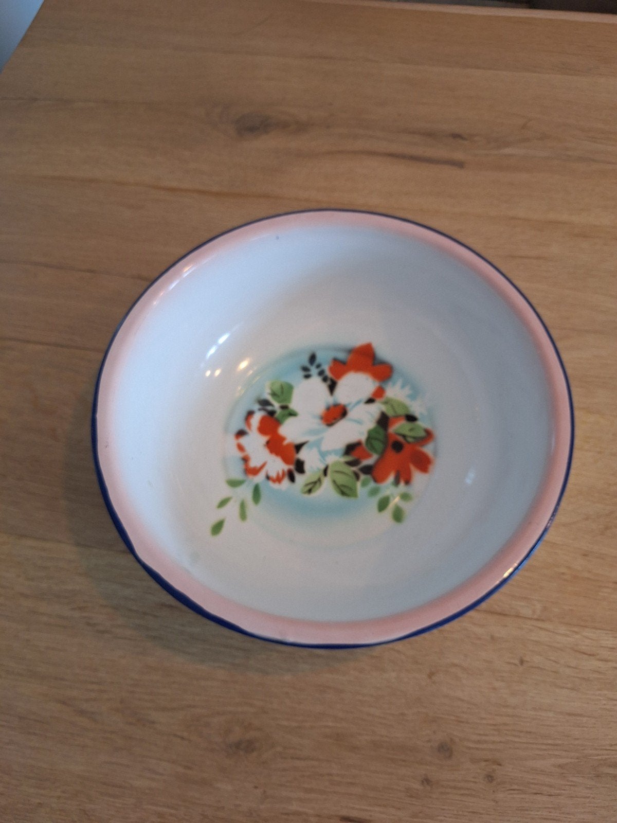 Emaille schaal, Ophalen