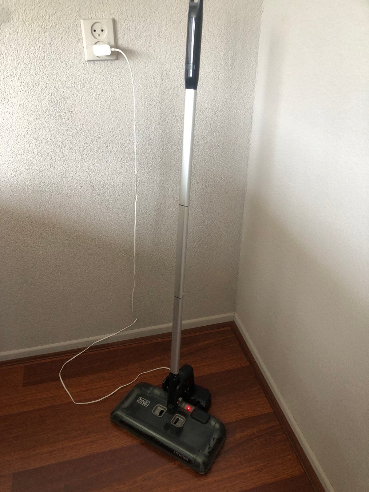 Black en Deckelektrische rolveger, Ophalen of Verzenden, Zo goed als nieuw
