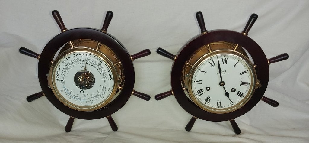 SCHEEPSKLOK EN BAROMETER SCHATZ, Ophalen