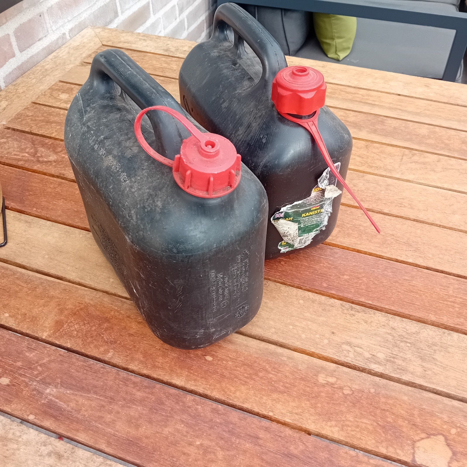 2x Gebruikte Jerrycans - Brandstof Opslag, Ophalen of Verzenden, Gebruikt