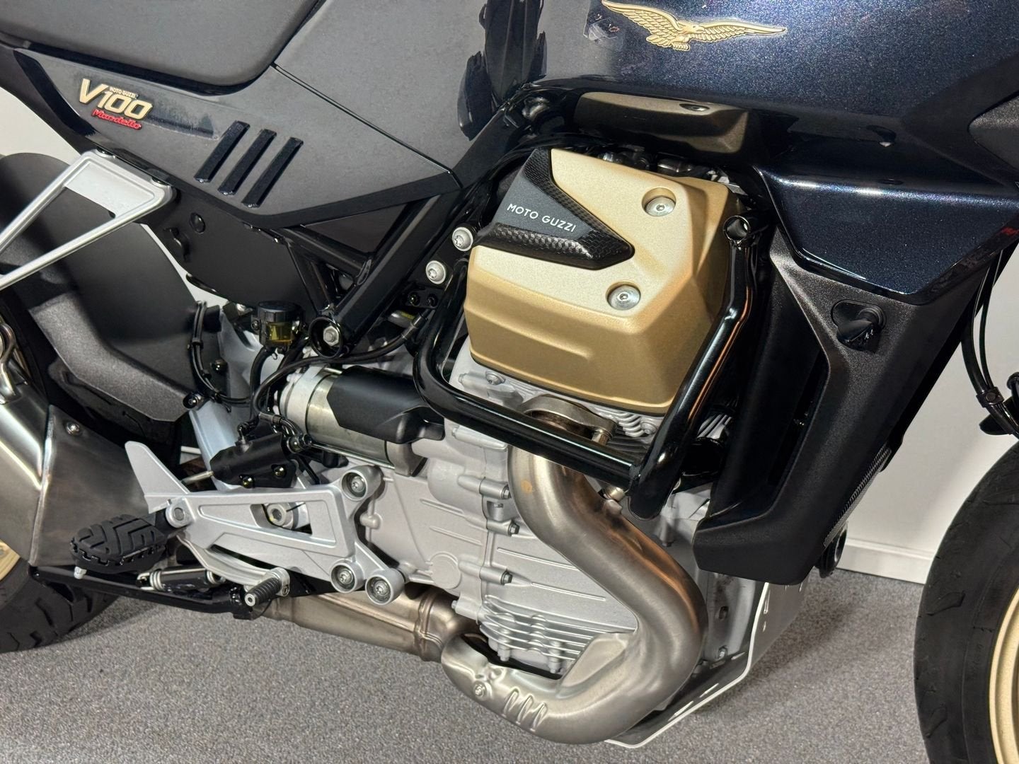 MOTO GUZZI V 100 MANDELLO (bj 2024), 2 cilinders, Bedrijf, Onbekend, 1042 cc