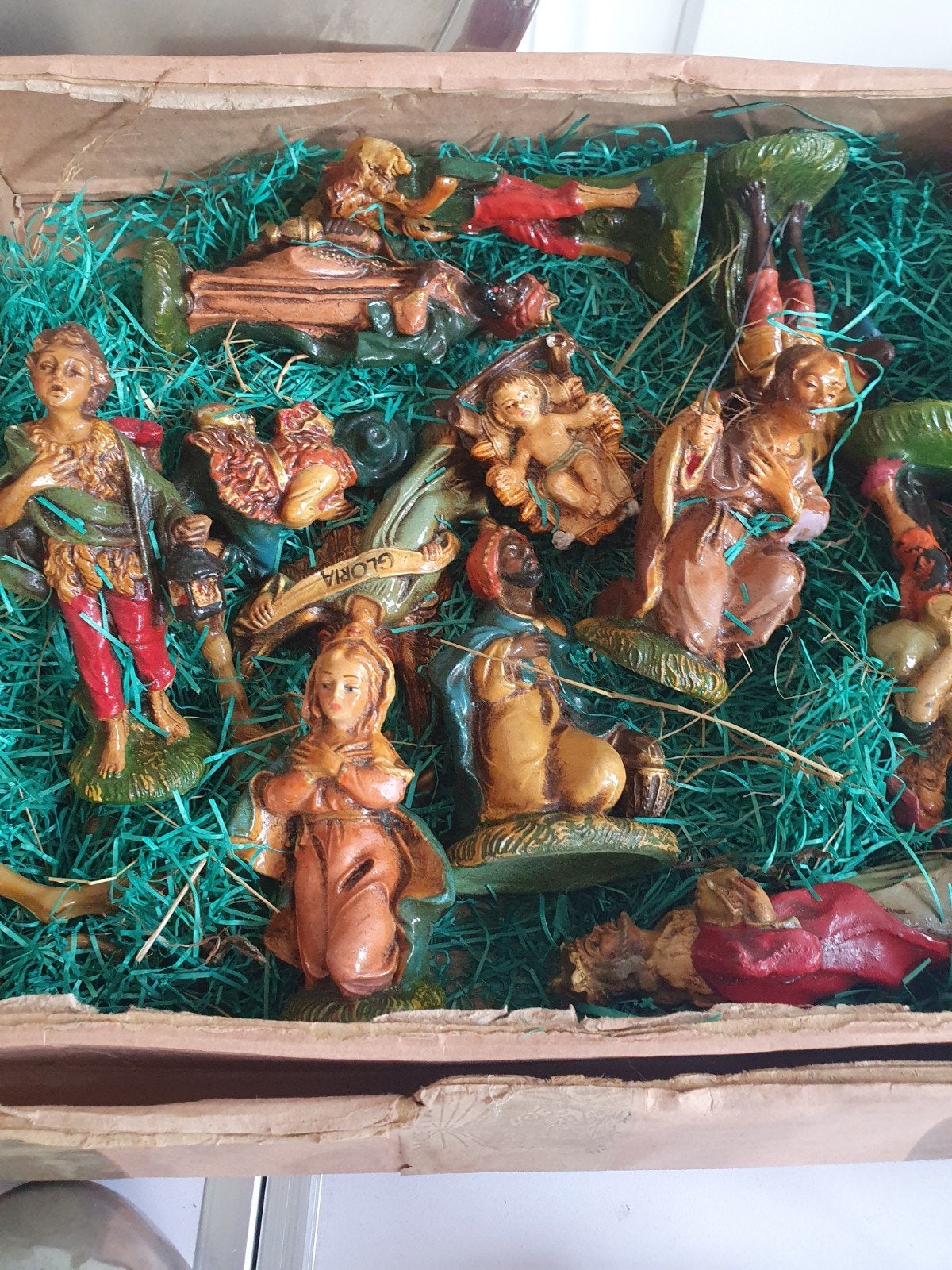 Kerststalletje., Ophalen