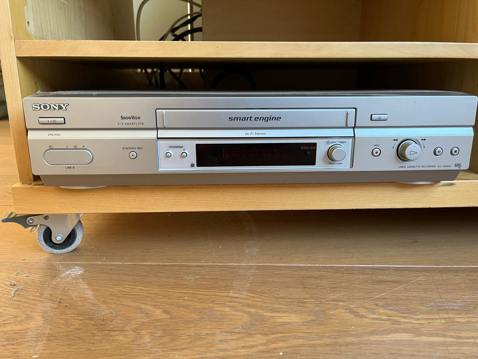 IKEA TV meubel op wielen, blank houten fineer, Ophalen, Gebruikt, 100 tot 150 cm, Scandinavisch