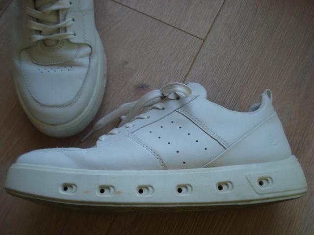 Nog hele mooie leren ECCO gympen maat 39, Kleding | Dames, Schoenen, Ecco, Wit, Ophalen of Verzenden, Sneakers of Gympen
