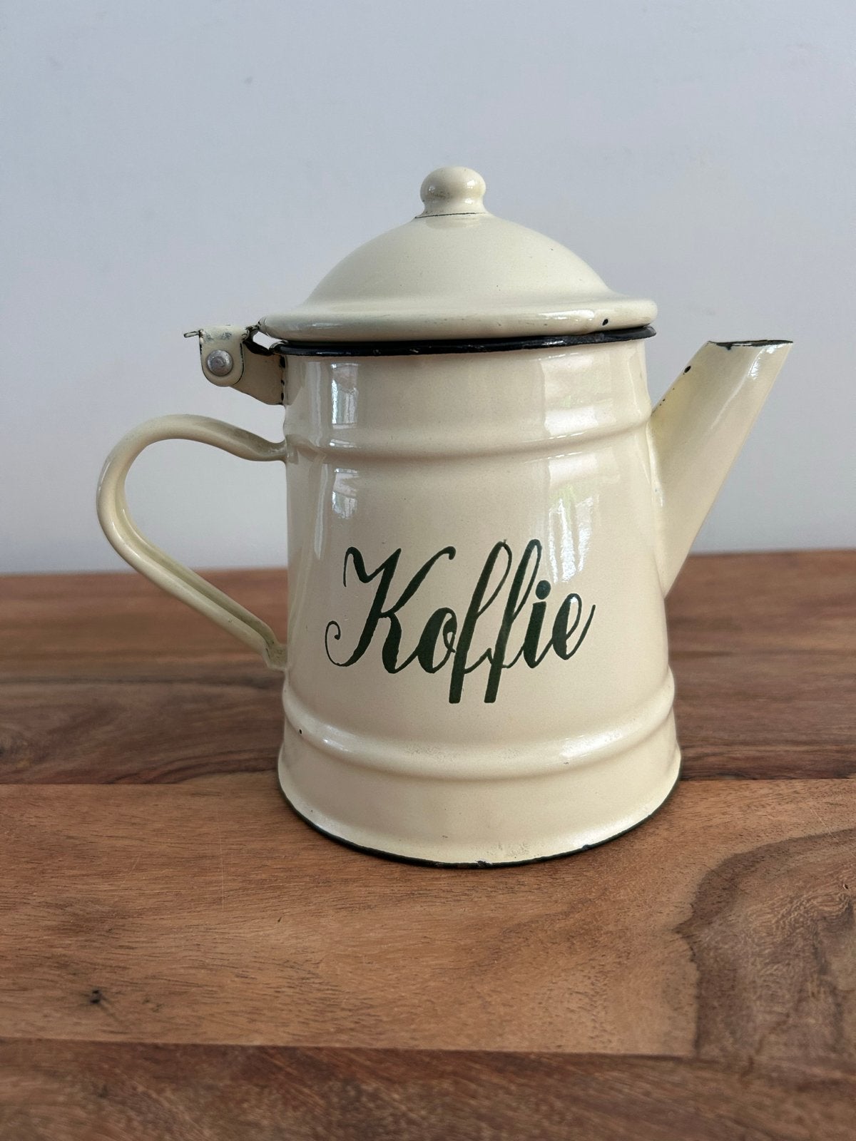 Vintage geëmailleerde koffiepot - Crème met 'Koffie', Antiek en Kunst, Ophalen of Verzenden