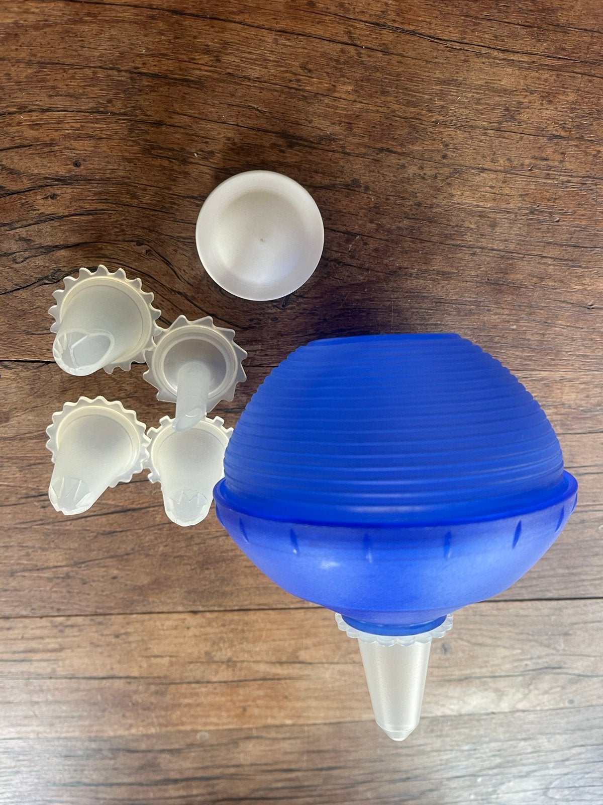 Tupperware Servealot Spuitbol, Ophalen of Verzenden, Zo goed als nieuw, Blauw, Overige typen