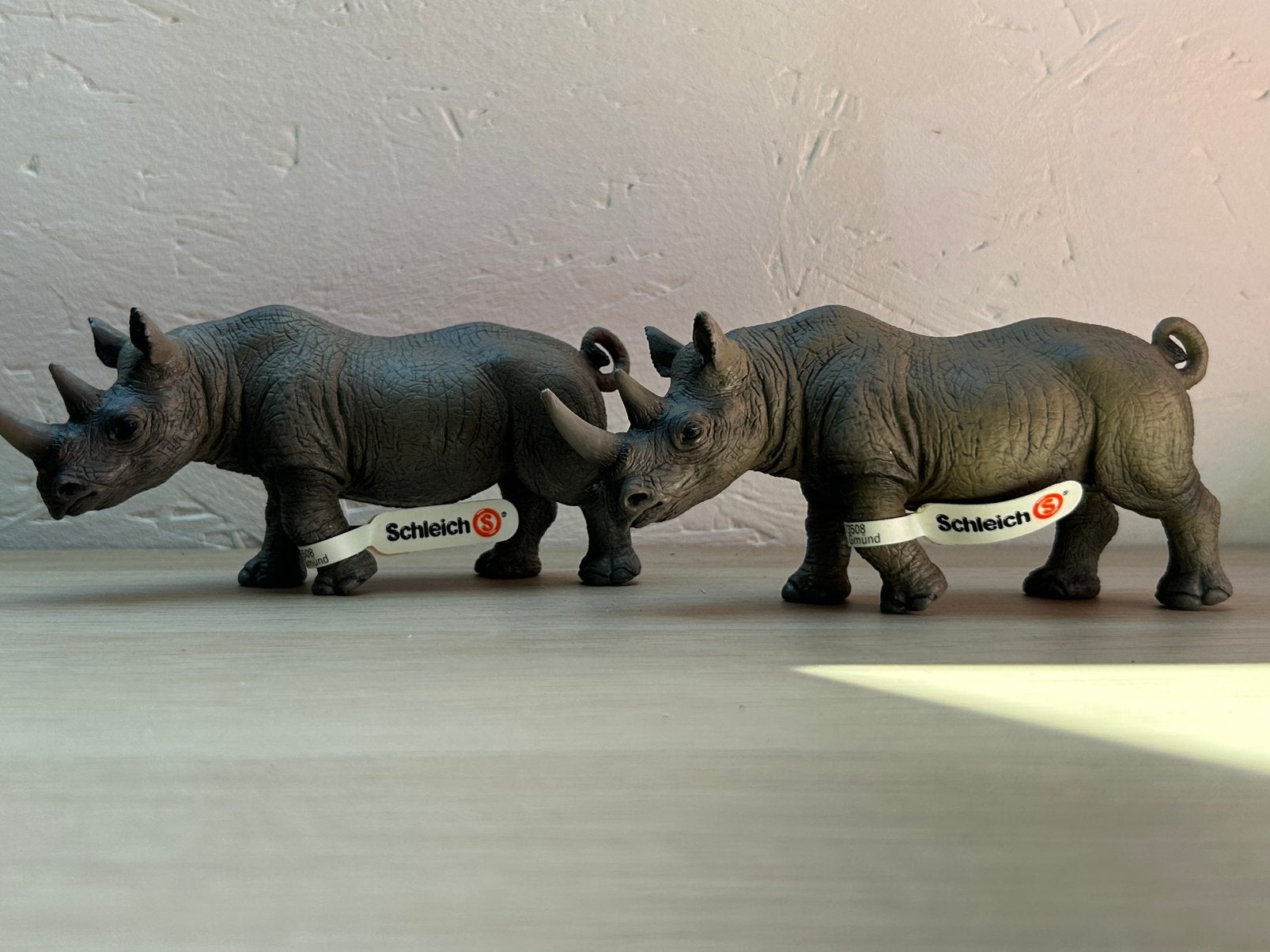 Schleich nieuwe neushoorn, Ophalen of Verzenden, Zo goed als nieuw, Paard, Beeldje of Figuurtje