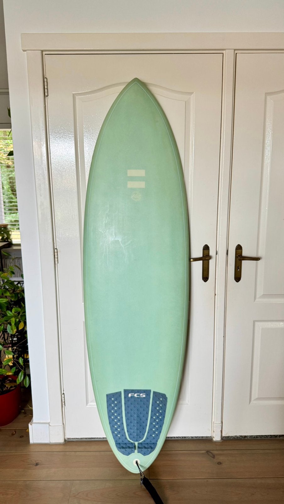 Indio Racer surfboard 6'4" (42L), Watersport en Boten, Golfsurfen, Gebruikt, Funboard, Met vinnen, Met koord, Ophalen