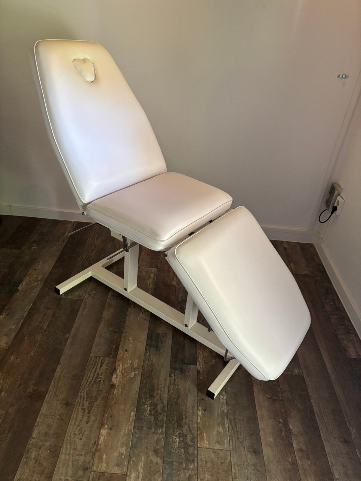 Behandelstoel, Ophalen, Zo goed als nieuw, Massagetafel