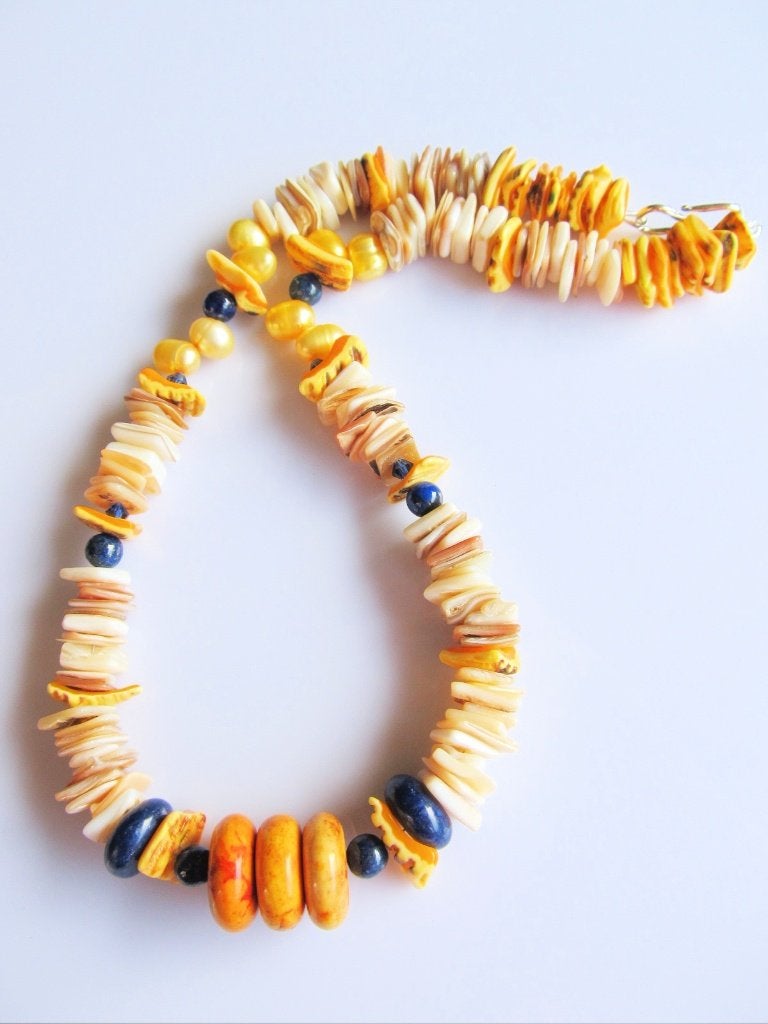 Ketting Annette lapis lazuli-parels-howliet-parelmoer, Sieraden, Tassen en Uiterlijk, Kettingen, Ophalen, Geel, Nieuw, Steen of Mineraal
