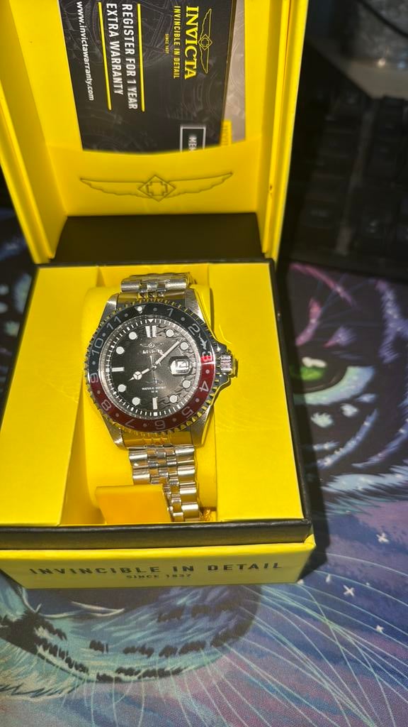Invicta horloge gloednieuw komt met doos, Ophalen of Verzenden, Zo goed als nieuw, Zwart, Jongen of Meisje