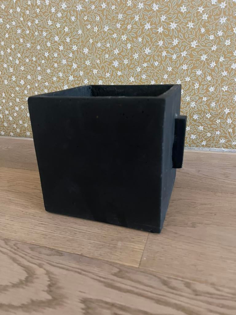 Betonpot Serax, Tuin en Terras, Tuinvazen, Ophalen, Nieuw
