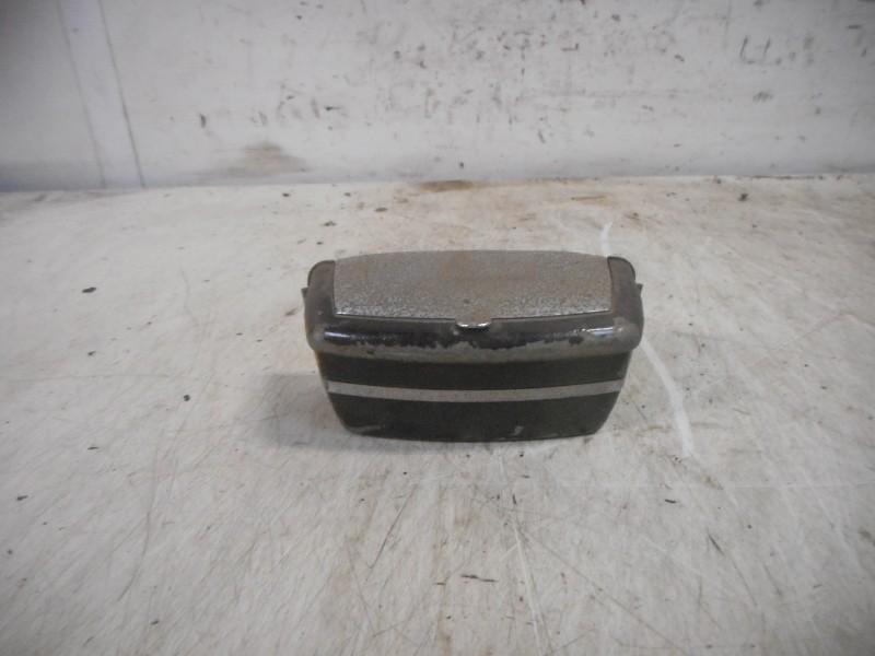 Asbak Achter Mercedes-Benz Ponton (W105) (1957-01/..), Gebruikt, Mercedes-Benz AG, Mercedes-Benz, Mercedesstraße 120, Stuttgart 70372, , Duitsland