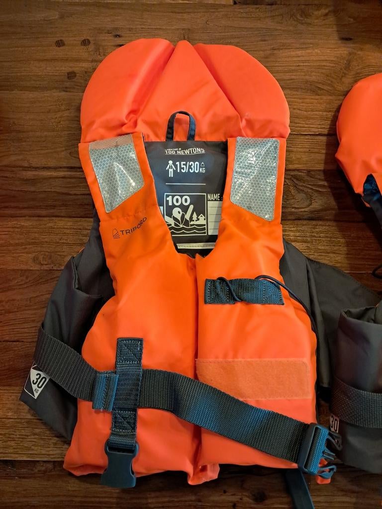 Reddingsvest Tribord - Kindermaat 3x, Watersport en Boten, Watersportkleding, Zo goed als nieuw, Reddingsvest of Zwemvest, Kind