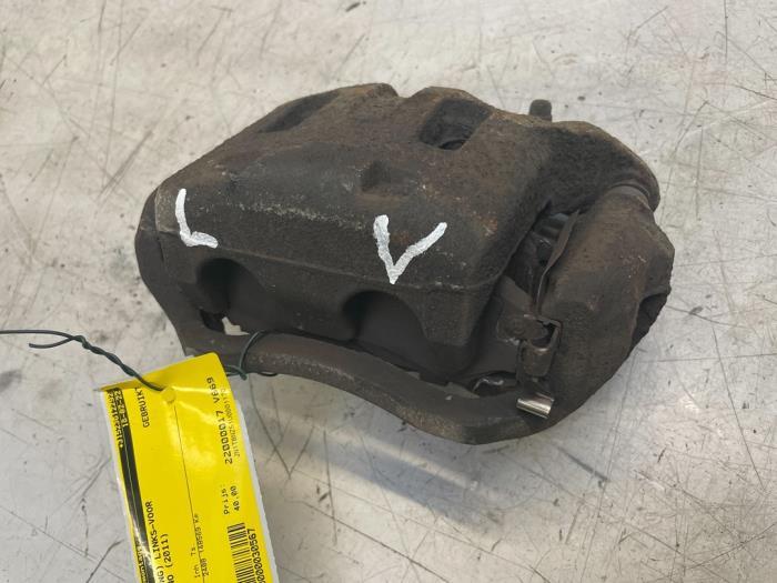 Remklauw (Tang) links-voor van een Nissan Murano, Gebruikt, -, -, Ophalen of Verzenden