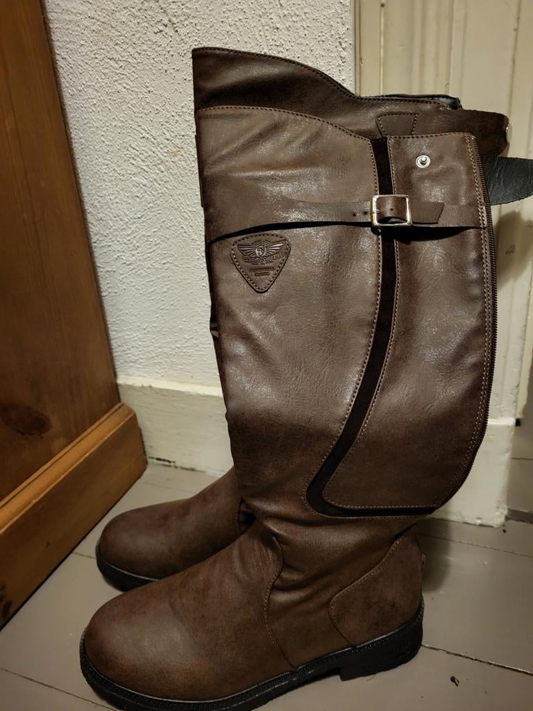 Nieuwe dameslaarzen maat 40, Ophalen of Verzenden