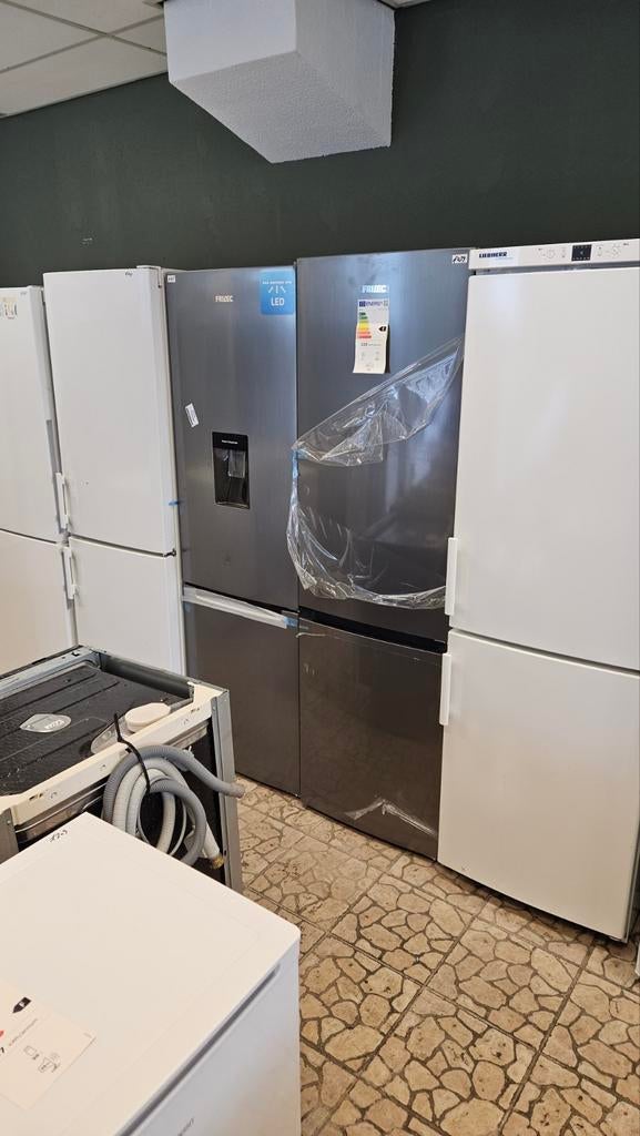 Koelkasten Gebruikt vanaf €175 inc Garantie, 150 tot 200 liter, Met aparte vriezer, Zo goed als nieuw, Energieklasse A of zuiniger
