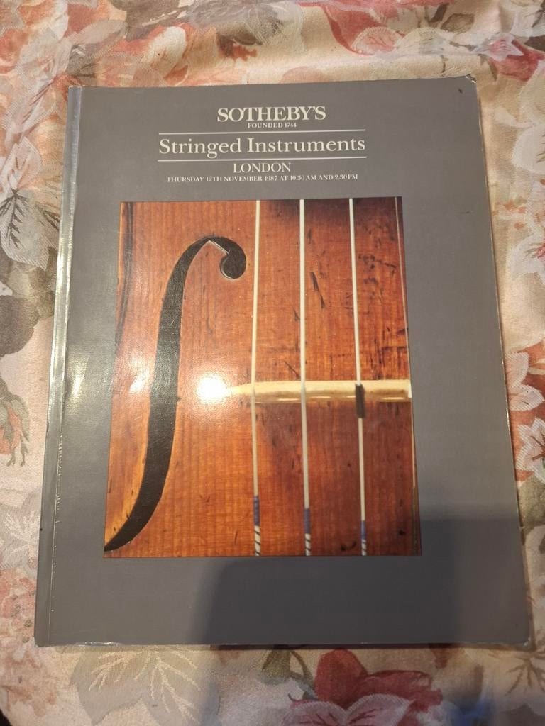Sotheby's Stringed Instruments Catalogus 1997, Ophalen of Verzenden, Zo goed als nieuw, Sotheby's, Catalogus