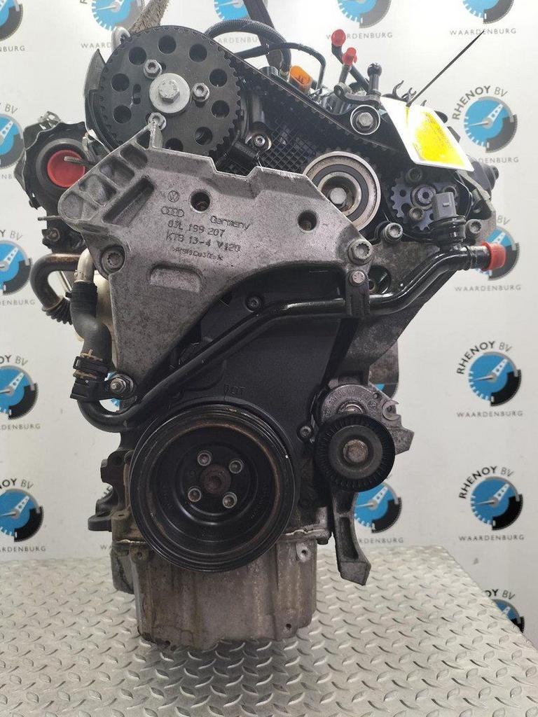 VOLKSWAGEN PASSAT MOTOR 2013, Ophalen of Verzenden, Gebruikt, Stiba lid
