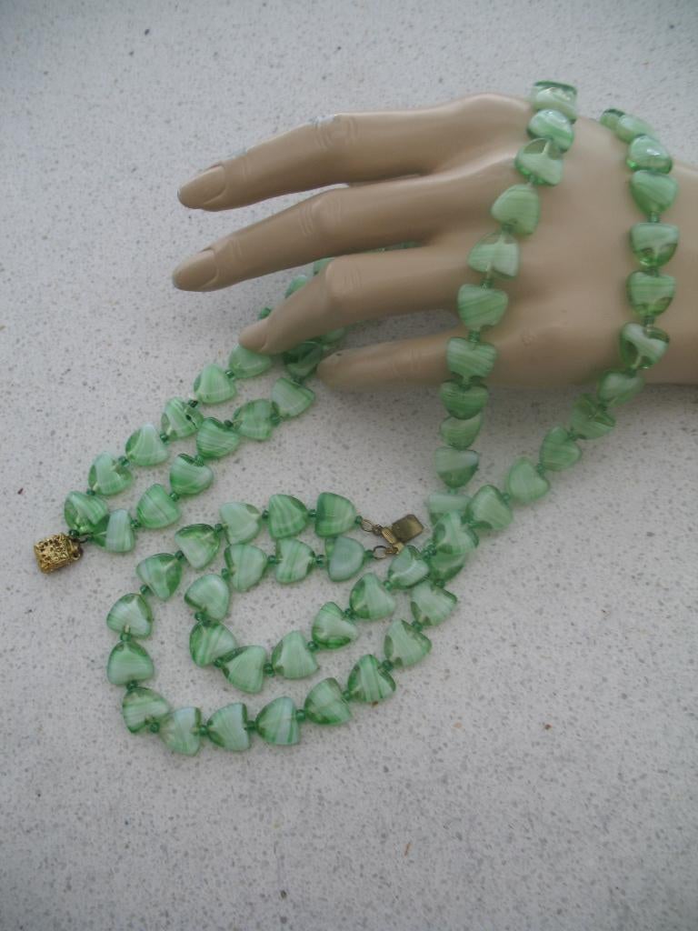 Ketting Murano Glaskralen Groentint Goudklr Schuifslotje Vin, Ophalen of Verzenden, Overige materialen, Ketting