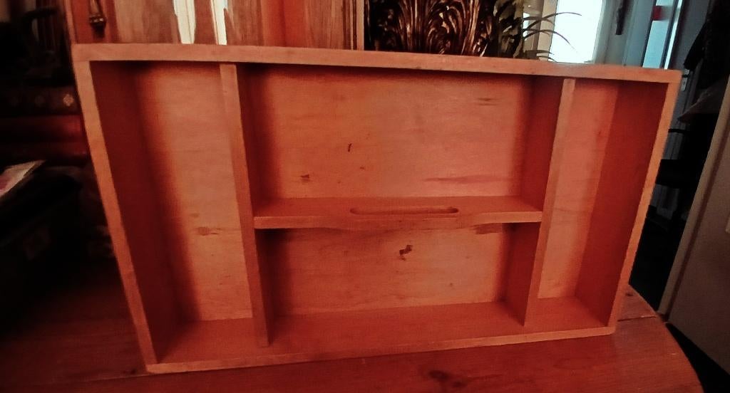Vakkenbak licht hout 43 x 25 cm met handvat, Antiek en Kunst, Curiosa en Brocante, Ophalen of Verzenden